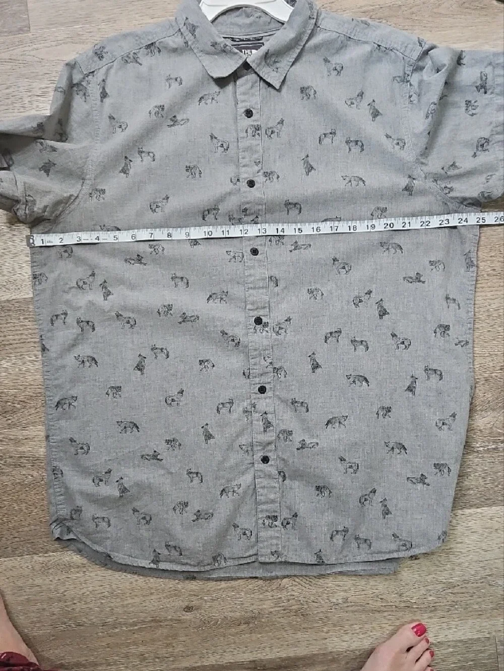 The North Face Gray Wolf Short-Sleeve Button-Down Shirt with Animal Print